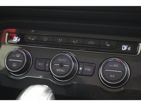 Volkswagen Tiguan II с пробегом 2019 года, цена 2 649 000 рублей, 123525 км, внедорожник, Автокод Объявления