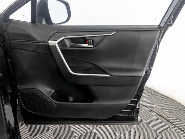 Toyota RAV4 V (XA50) с пробегом 2019 года, цена 3 733 450 рублей, 79163 км, внедорожник, Автокод Объявления