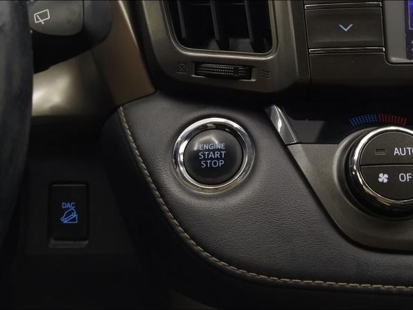 Toyota RAV4 IV (XA40) с пробегом 2013 года, цена 2 184 000 рублей, 121500 км, внедорожник, Автокод Объявления