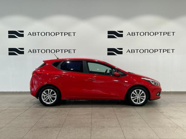 Kia Ceed II с пробегом 2015 года, цена 1 380 000 рублей, 51395 км, хэтчбек, Автокод Объявления