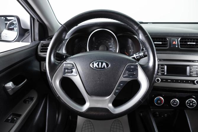 Kia Rio III Рестайлинг с пробегом 2016 года, цена 799 000 рублей, 183975 км, седан, Автокод Объявления
