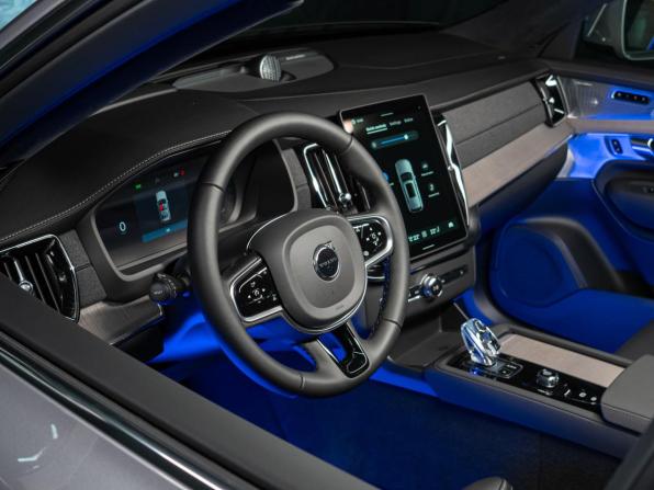 Новый Volvo XC90 II Рестайлинг 2 2026 года, цена 11 250 000 рублей, внедорожник, Автокод Объявления