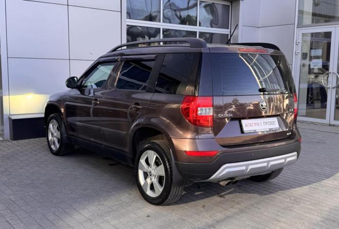 Skoda Yeti I Рестайлинг с пробегом 2015 года, цена 1 300 000 рублей, 196994 км, внедорожник, Автокод Объявления