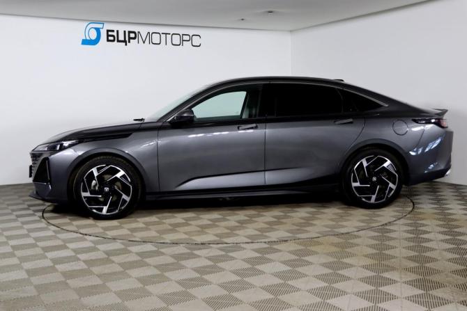 Changan Lamore с пробегом 2023 года, цена 2 059 990 рублей, 17022 км, седан, Автокод Объявления