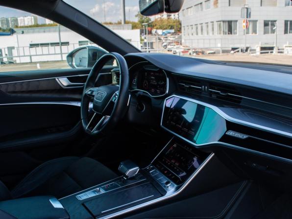 Audi A6 V (C8) с пробегом 2021 года, цена 4 498 000 рублей, 93265 км, седан, Автокод Объявления