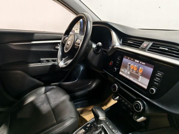Kia Rio IV Рестайлинг с пробегом 2020 года, цена 1 715 000 рублей, 92134 км, хэтчбек, Автокод Объявления