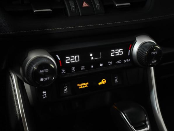 Toyota RAV4 V (XA50) с пробегом 2021 года, цена 3 629 000 рублей, 47360 км, внедорожник, Автокод Объявления