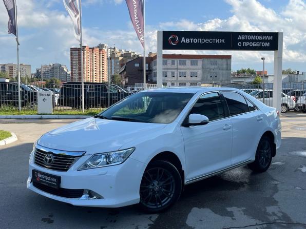Toyota Camry VII (XV50) с пробегом 2013 года, цена 1 350 000 рублей, 299192 км, седан, Автокод Объявления