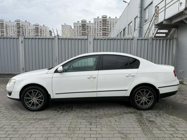 Volkswagen Passat B6 с пробегом 2008 года, цена 645 000 рублей, 293588 км, седан, Автокод Объявления