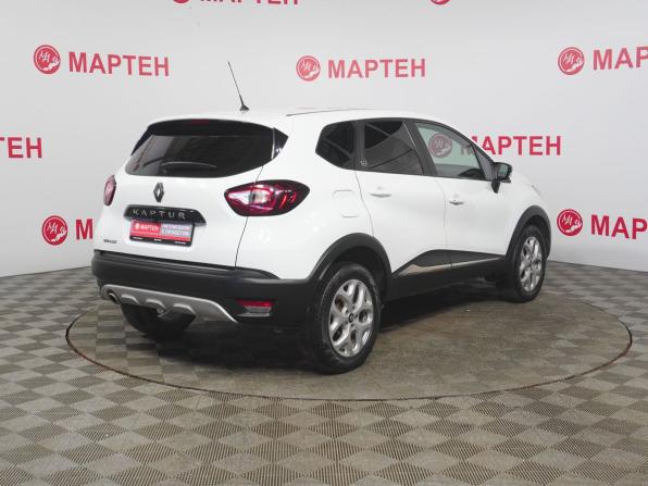 Renault Kaptur I с пробегом 2017 года, цена 1 399 000 рублей, 95655 км, внедорожник, Автокод Объявления