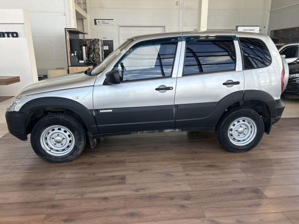 Chevrolet Niva I Рестайлинг с пробегом 2015 года, цена 530 000 рублей, 148893 км, внедорожник, Автокод Объявления