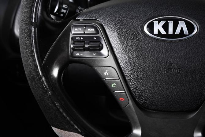 Kia Cerato III с пробегом 2014 года, цена 949 000 рублей, 307560 км, седан, Автокод Объявления