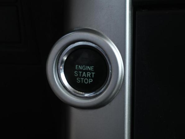 Toyota Land Cruiser Prado 150 Series с пробегом 2012 года, цена 2 940 000 рублей, 272650 км, внедорожник, Автокод Объявления