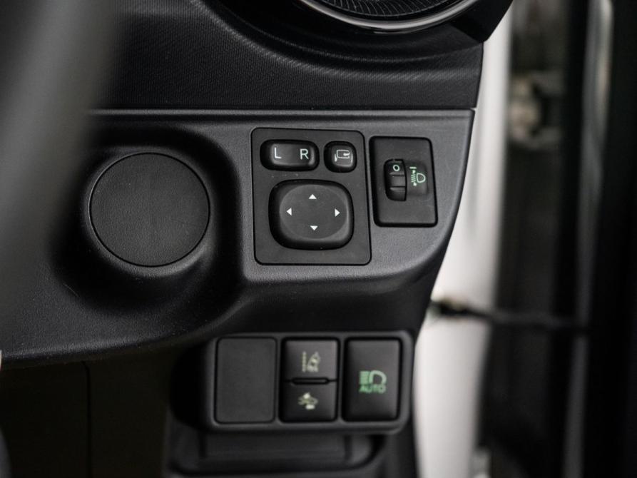 Toyota Aqua I Рестайлинг 2 Иркутск  - изображение 16