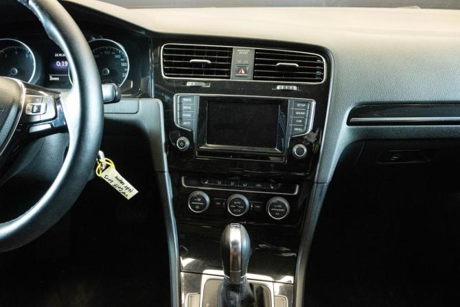 Volkswagen Golf VII с пробегом 2014 года, цена 1 250 000 рублей, 204902 км, хэтчбек, Автокод Объявления