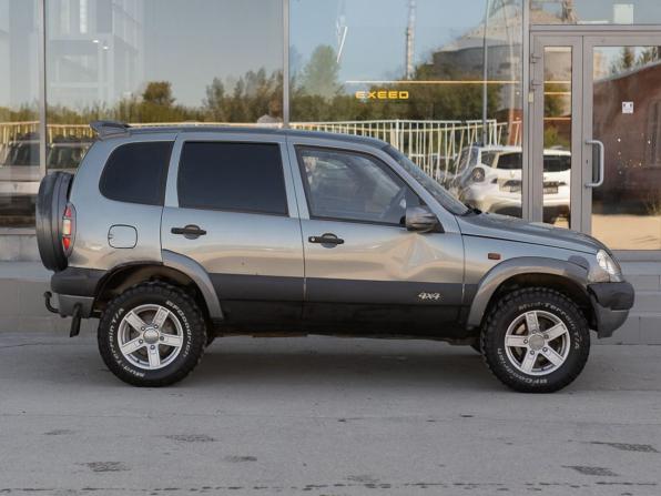 Chevrolet Niva I с пробегом 2008 года, цена 250 000 рублей, 211233 км, внедорожник, Автокод Объявления
