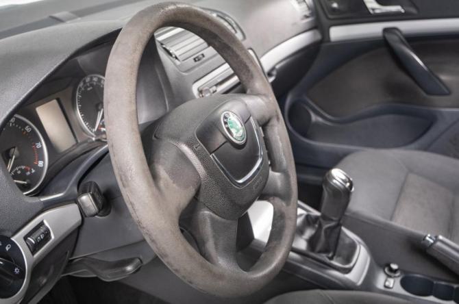 Skoda Octavia II (A5) с пробегом 2012 года, цена 669 000 рублей, 298000 км, лифтбек, Автокод Объявления