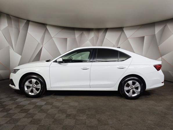 Skoda Octavia IV (A8) с пробегом 2021 года, цена 2 088 900 рублей, 91068 км, лифтбек, Автокод Объявления