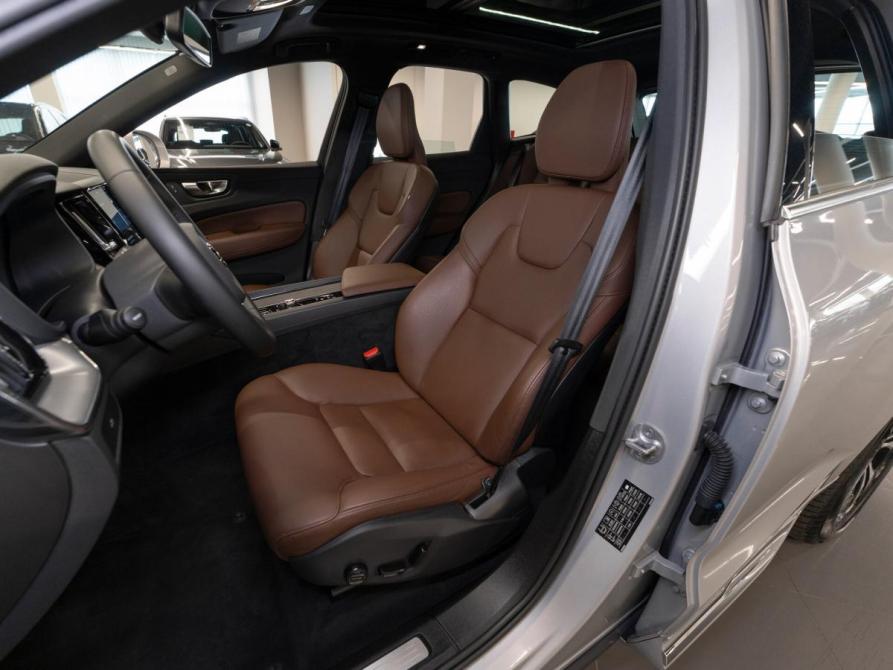 Volvo XC60 II Рестайлинг Москва  - изображение 9