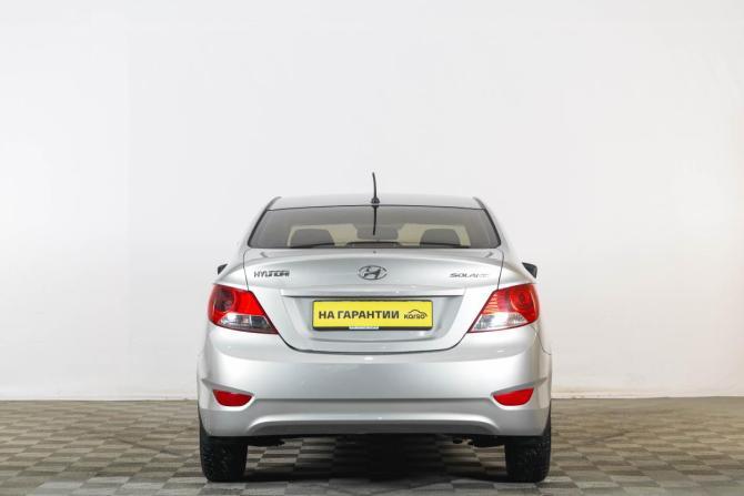 Hyundai Solaris I с пробегом 2013 года, цена 749 000 рублей, 204000 км, седан, Автокод Объявления