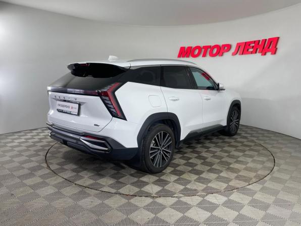 Geely Atlas II с пробегом 2024 года, цена 2 995 000 рублей, 37879 км, внедорожник, Автокод Объявления
