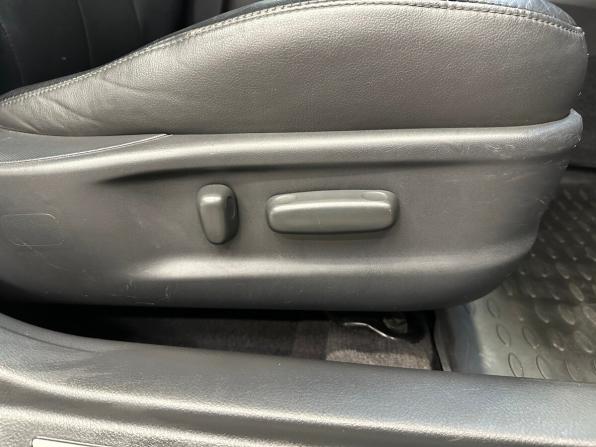 Toyota Camry VI (XV40) Рестайлинг с пробегом 2011 года, цена 940 000 рублей, 445396 км, седан, Автокод Объявления