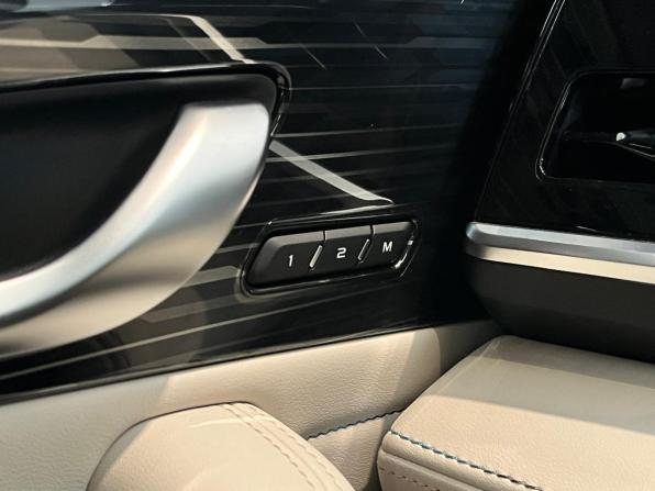 Geely Monjaro I с пробегом 2023 года, цена 3 350 000 рублей, 47336 км, внедорожник, Автокод Объявления