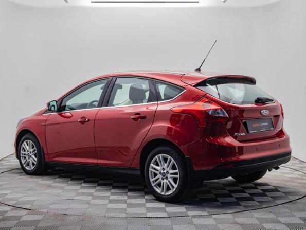 Ford Focus III с пробегом 2014 года, цена 848 000 рублей, 139733 км, хэтчбек, Автокод Объявления