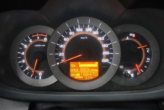 Toyota RAV4 III (XA30) Рестайлинг с пробегом 2010 года, цена 1 548 000 рублей, 197000 км, внедорожник, Автокод Объявления