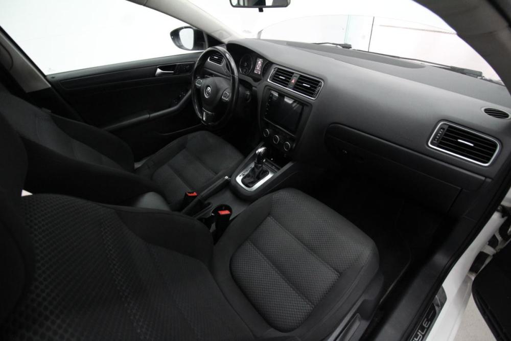 Volkswagen Jetta VI Сургут  - изображение 10