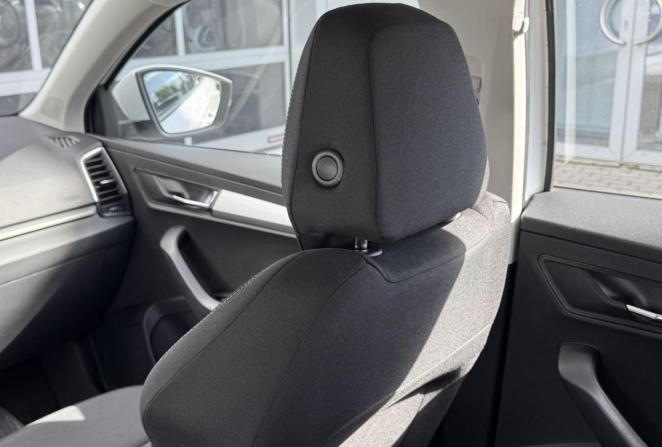Skoda Karoq I с пробегом 2022 года, цена 2 690 000 рублей, 83025 км, внедорожник, Автокод Объявления