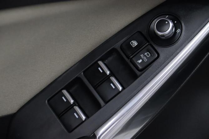 Mazda 6 III (GJ) Рестайлинг с пробегом 2016 года, цена 1 725 250 рублей, 227339 км, седан, Автокод Объявления