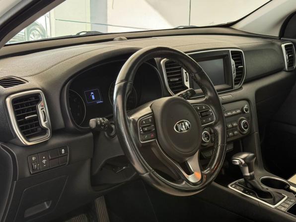 Kia Sportage IV с пробегом 2018 года, цена 2 017 000 рублей, 124309 км, внедорожник, Автокод Объявления
