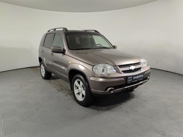 Chevrolet Niva I Рестайлинг с пробегом 2014 года, цена 570 000 рублей, 88800 км, внедорожник, Автокод Объявления