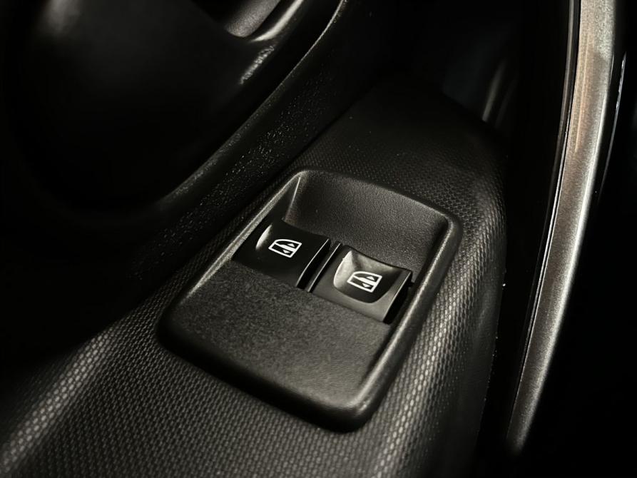 Renault Logan II Великий Новгород  - изображение 17