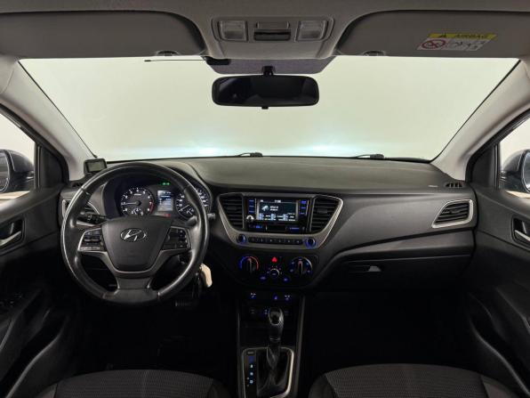 Hyundai Solaris II с пробегом 2017 года, цена 1 185 000 рублей, 136266 км, седан, Автокод Объявления
