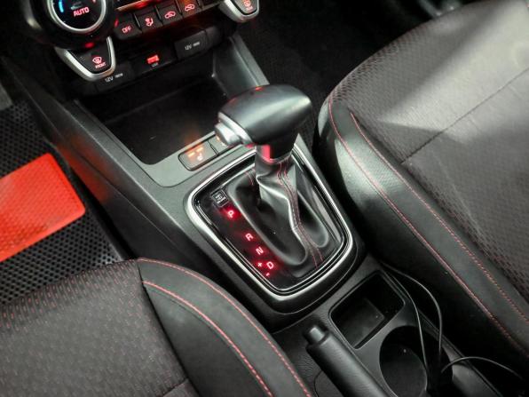 Kia Rio IV Рестайлинг с пробегом 2021 года, цена 1 765 000 рублей, 59865 км, седан, Автокод Объявления