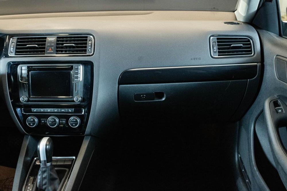 Volkswagen Jetta VI Рестайлинг Уфа  - изображение 8