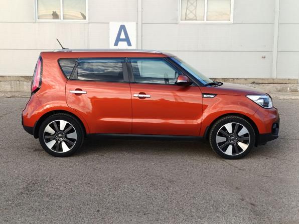 Kia Soul II Рестайлинг с пробегом 2017 года, цена 1 595 000 рублей, 120694 км, хэтчбек, Автокод Объявления