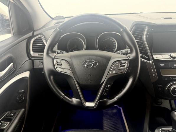 Hyundai Santa Fe III с пробегом 2014 года, цена 1 590 000 рублей, 235080 км, внедорожник, Автокод Объявления