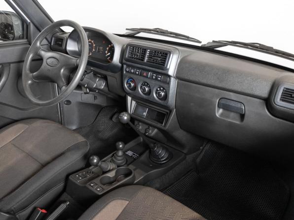 Lada (ВАЗ) Niva Legend с пробегом 2025 года, цена 1 099 954 рубля, 271 км, внедорожник, Автокод Объявления