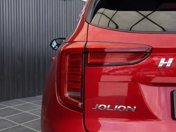 Haval Jolion I Рестайлинг с пробегом 2023 года, цена 1 890 000 рублей, 72318 км, внедорожник, Автокод Объявления