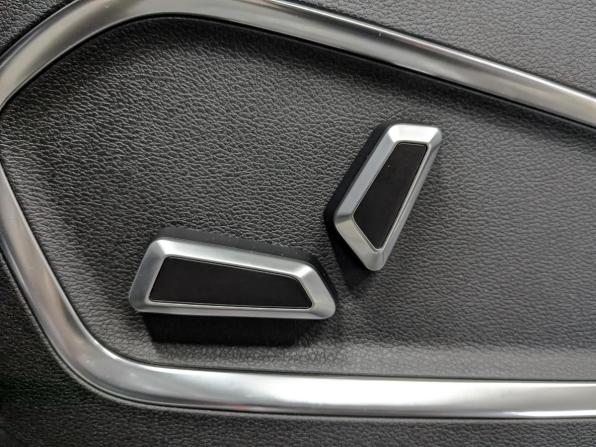Geely Atlas Pro с пробегом 2024 года, цена 2 350 000 рублей, 42275 км, внедорожник, Автокод Объявления