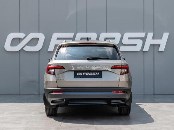 Skoda Karoq I с пробегом 2021 года, цена 2 445 000 рублей, 76092 км, внедорожник, Автокод Объявления