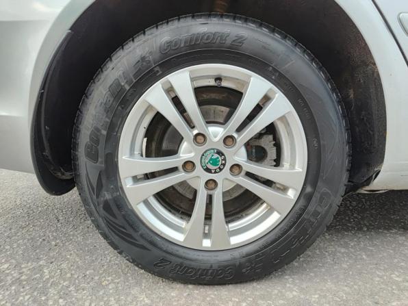Skoda Octavia II (A5) Рестайлинг с пробегом 2011 года, цена 620 000 рублей, 264712 км, лифтбек, Автокод Объявления