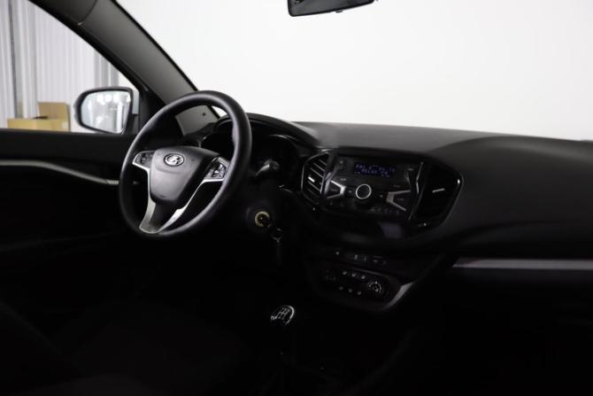 Lada (ВАЗ) Vesta I с пробегом 2018 года, цена 879 990 рублей, 95286 км, седан, Автокод Объявления