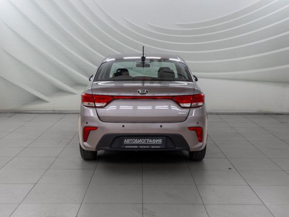 Kia Rio IV с пробегом 2018 года, цена 1 048 000 рублей, 221100 км, седан, Автокод Объявления