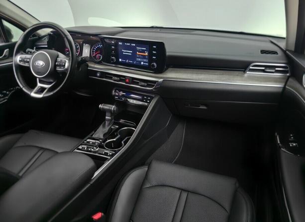 Kia K5 III с пробегом 2020 года, цена 2 565 000 рублей, 53287 км, седан, Автокод Объявления