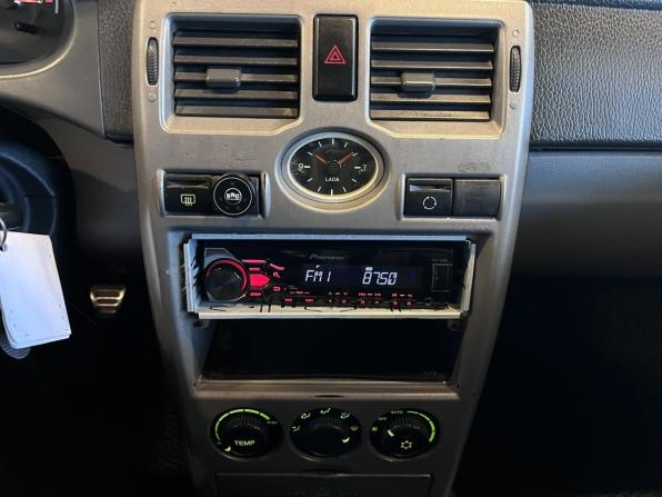 Lada (ВАЗ) Priora I с пробегом 2009 года, цена 181 000 рублей, 326201 км, хэтчбек, Автокод Объявления
