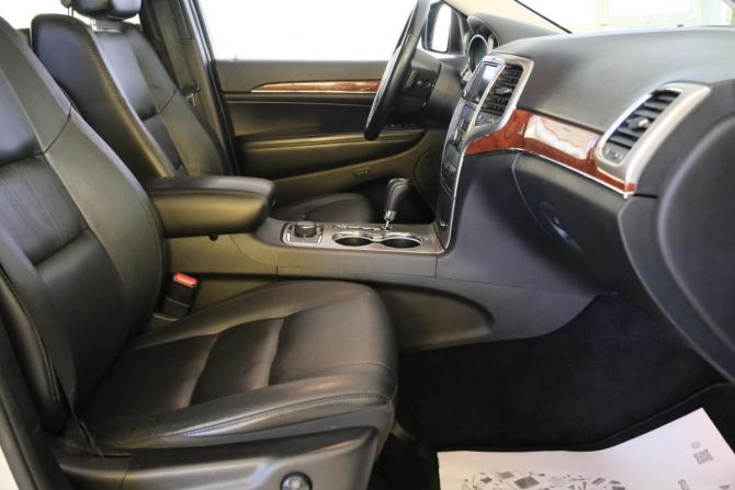 Jeep Grand Cherokee IV (WK2) с пробегом 2012 года, цена 2 749 000 рублей, 184300 км, внедорожник, Автокод Объявления